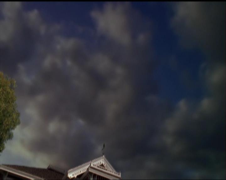 Charmed-Online_dot_net-5x01-2AWitchTail1630.jpg Charmed-Online_dot_net-5x01-2AWitchTail1630.jpg