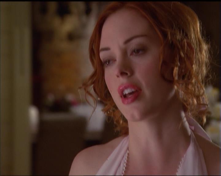 Charmed-Online_dot_net-5x01-2AWitchTail1674.jpg Charmed-Online_dot_net-5x01-2AWitchTail1674.jpg