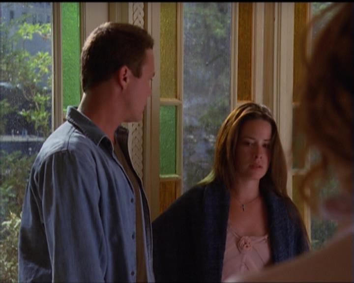 Charmed-Online_dot_net-5x01-2AWitchTail1679.jpg Charmed-Online_dot_net-5x01-2AWitchTail1679.jpg
