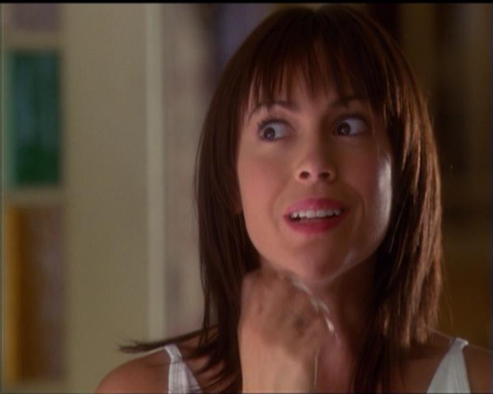 Charmed-Online_dot_net-5x01-2AWitchTail1695.jpg Charmed-Online_dot_net-5x01-2AWitchTail1695.jpg