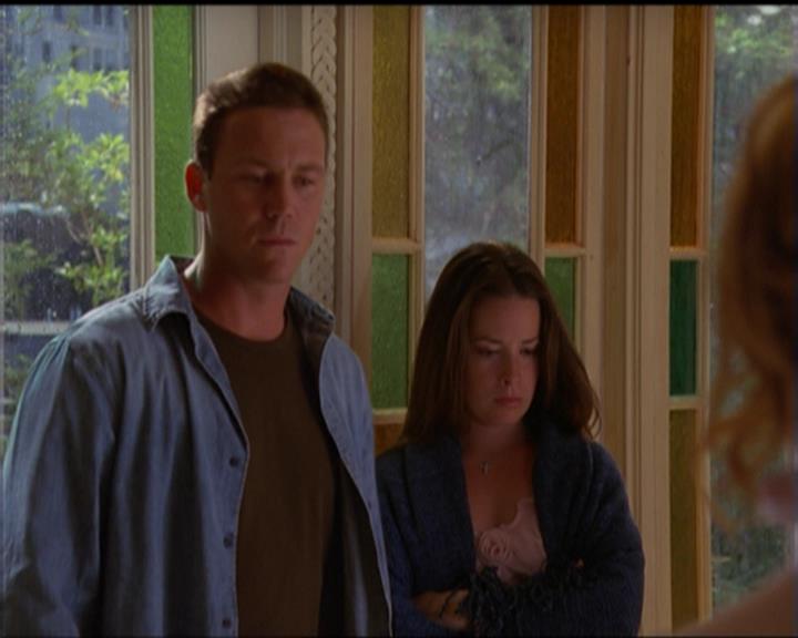 Charmed-Online_dot_net-5x01-2AWitchTail1716.jpg Charmed-Online_dot_net-5x01-2AWitchTail1716.jpg