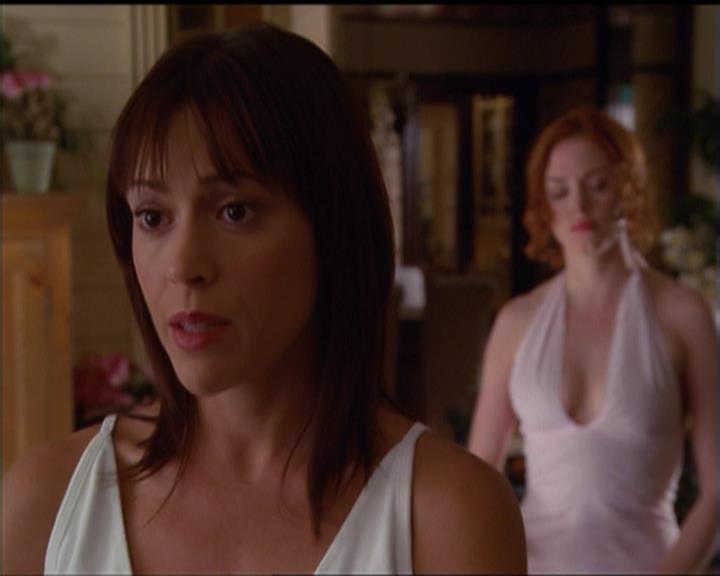 Charmed-Online_dot_net-5x01-2AWitchTail1728.jpg Charmed-Online_dot_net-5x01-2AWitchTail1728.jpg