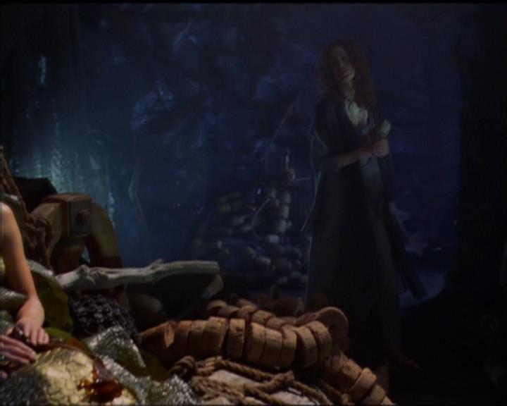 Charmed-Online_dot_net-5x01-2AWitchTail1755.jpg Charmed-Online_dot_net-5x01-2AWitchTail1755.jpg