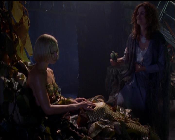 Charmed-Online_dot_net-5x01-2AWitchTail1762.jpg Charmed-Online_dot_net-5x01-2AWitchTail1762.jpg