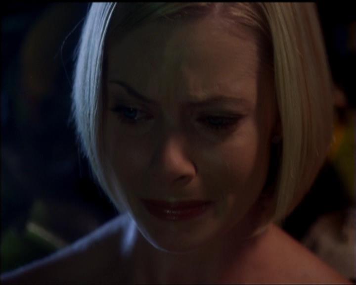 Charmed-Online_dot_net-5x01-2AWitchTail1806.jpg Charmed-Online_dot_net-5x01-2AWitchTail1806.jpg