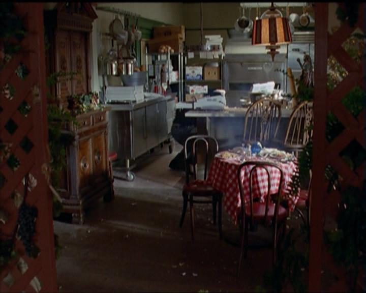 Charmed-Online_dot_net-5x01-2AWitchTail1819.jpg Charmed-Online_dot_net-5x01-2AWitchTail1819.jpg