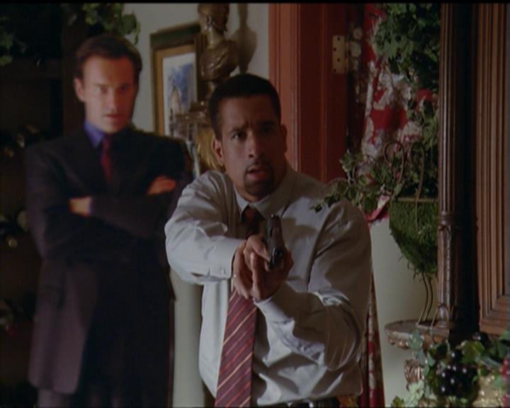 Charmed-Online_dot_net-5x01-2AWitchTail1834.jpg Charmed-Online_dot_net-5x01-2AWitchTail1834.jpg