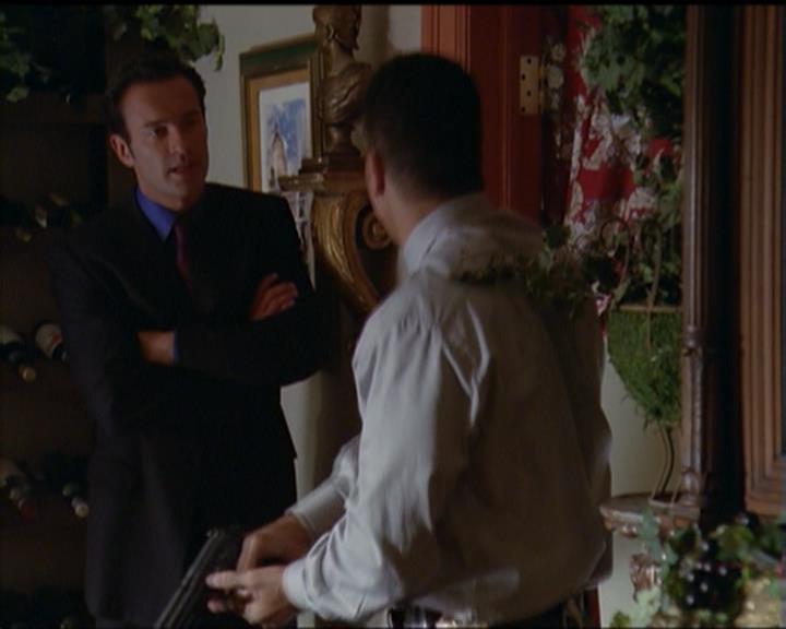 Charmed-Online_dot_net-5x01-2AWitchTail1835.jpg Charmed-Online_dot_net-5x01-2AWitchTail1835.jpg