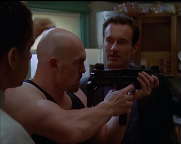 Charmed-Online_dot_net-5x01-2AWitchTail1866.jpg Charmed-Online_dot_net-5x01-2AWitchTail1866.jpg