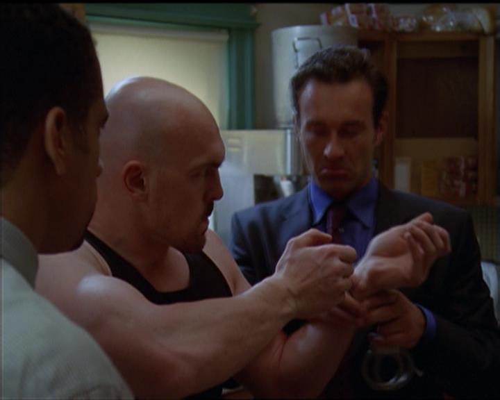 Charmed-Online_dot_net-5x01-2AWitchTail1873.jpg Charmed-Online_dot_net-5x01-2AWitchTail1873.jpg