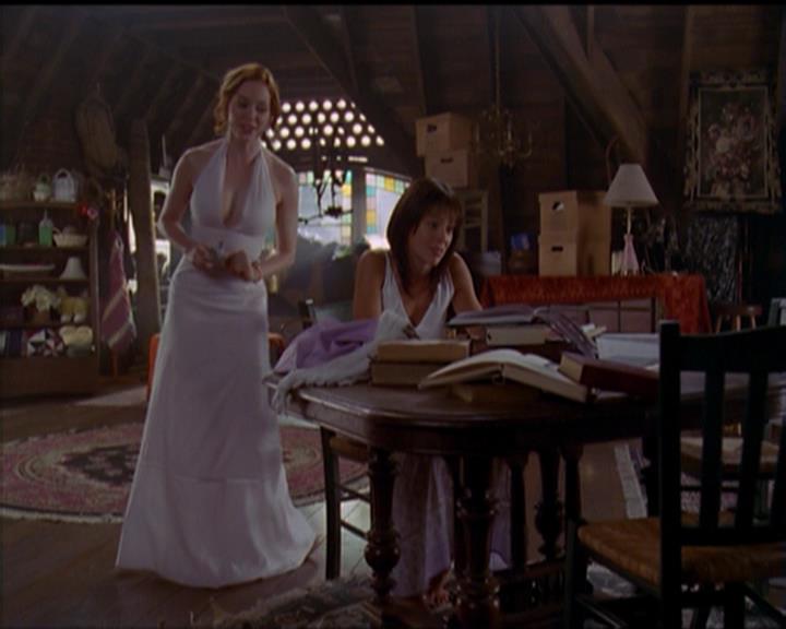 Charmed-Online_dot_net-5x01-2AWitchTail1917.jpg
