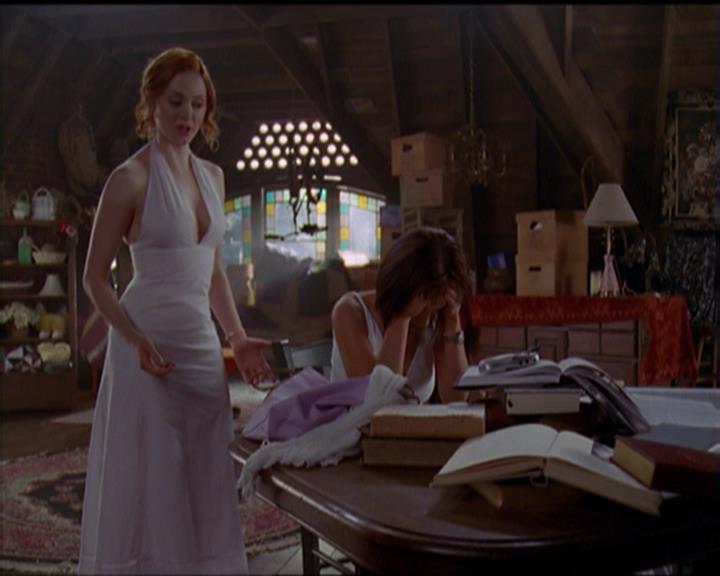 Charmed-Online_dot_net-5x01-2AWitchTail1927.jpg