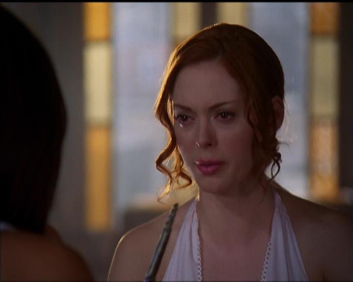 Charmed-Online_dot_net-5x01-2AWitchTail1948.jpg