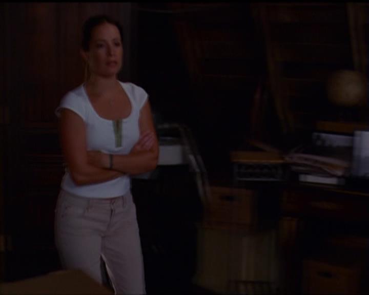 Charmed-Online_dot_net-5x01-2AWitchTail2026.jpg