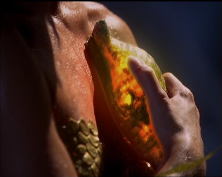 Charmed-Online_dot_net-5x01-2AWitchTail2233.jpg Charmed-Online_dot_net-5x01-2AWitchTail2233.jpg