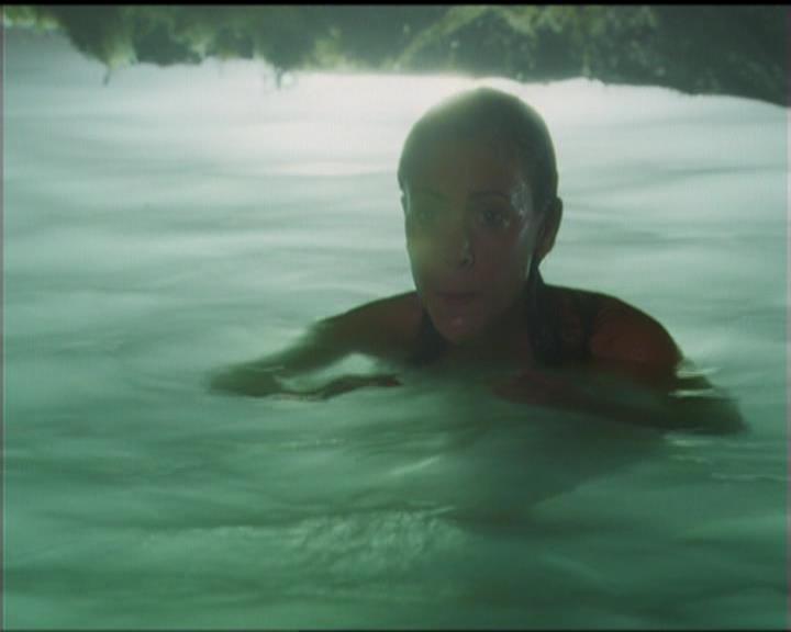 Charmed-Online_dot_net-5x01-2AWitchTail2271.jpg Charmed-Online_dot_net-5x01-2AWitchTail2271.jpg