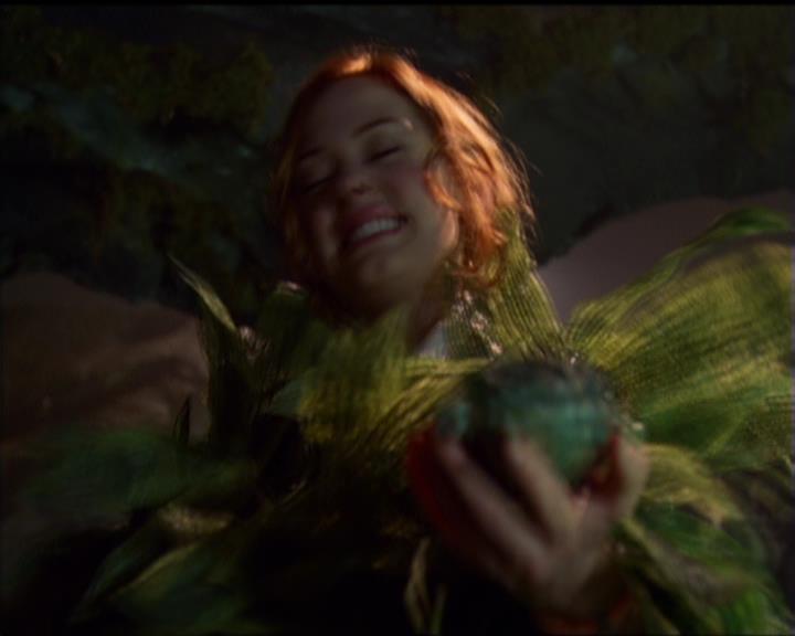 Charmed-Online_dot_net-5x01-2AWitchTail2287.jpg Charmed-Online_dot_net-5x01-2AWitchTail2287.jpg