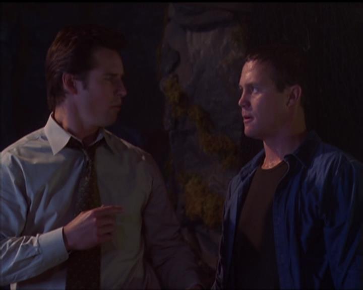 Charmed-Online_dot_net-5x01-2AWitchTail2350.jpg Charmed-Online_dot_net-5x01-2AWitchTail2350.jpg