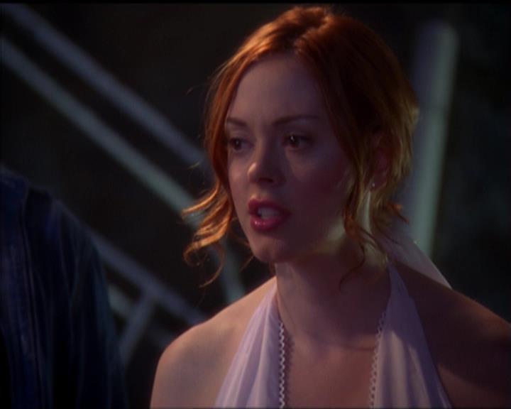 Charmed-Online_dot_net-5x01-2AWitchTail2368.jpg