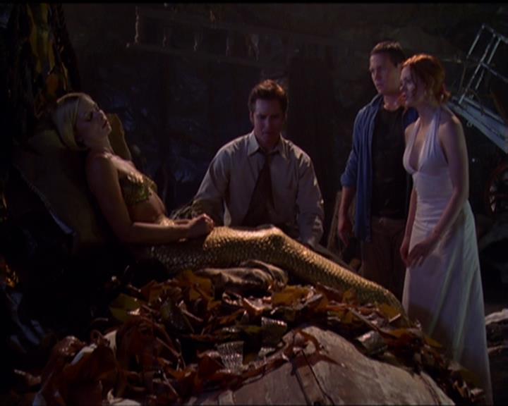 Charmed-Online_dot_net-5x01-2AWitchTail2371.jpg Charmed-Online_dot_net-5x01-2AWitchTail2371.jpg