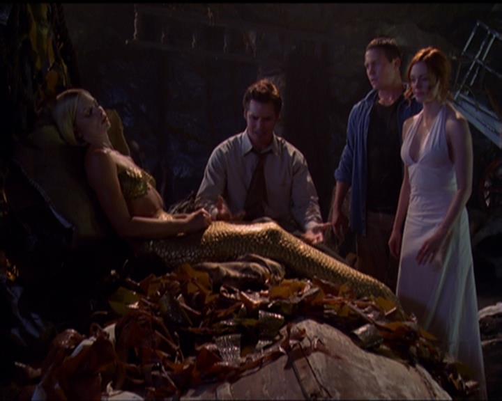 Charmed-Online_dot_net-5x01-2AWitchTail2373.jpg