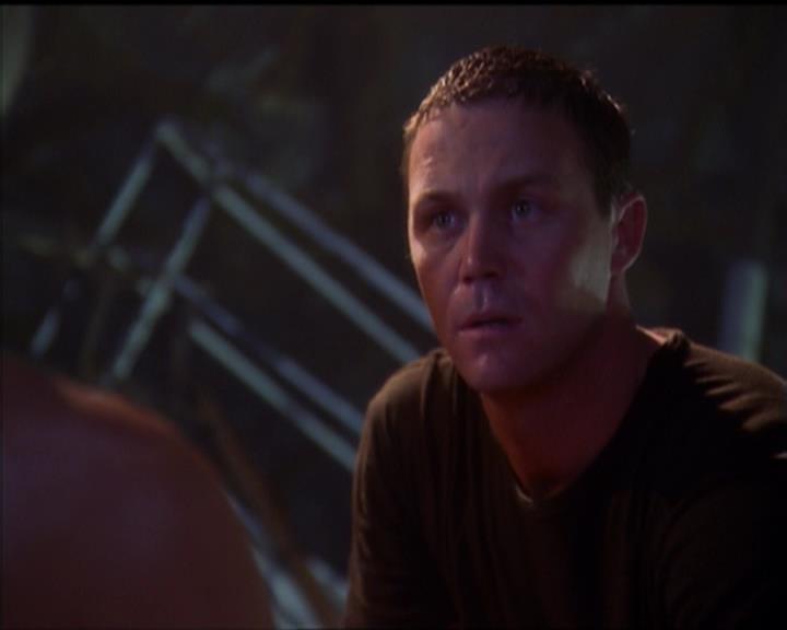 Charmed-Online_dot_net-5x01-2AWitchTail2417.jpg Charmed-Online_dot_net-5x01-2AWitchTail2417.jpg