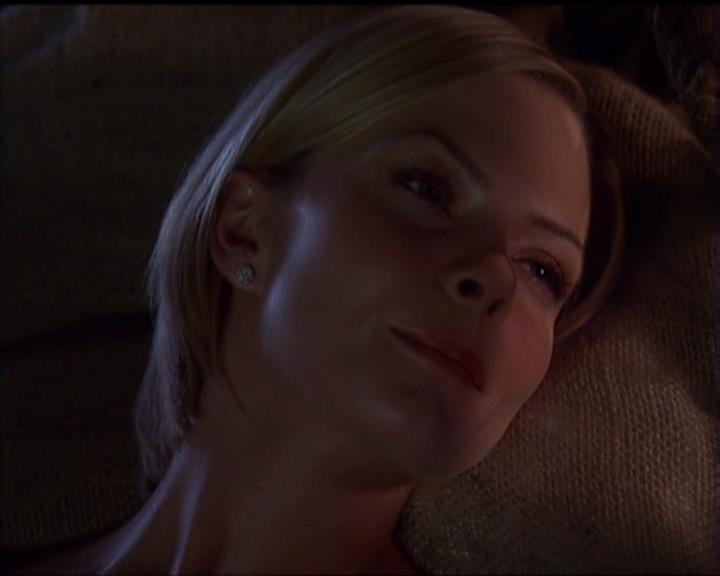 Charmed-Online_dot_net-5x01-2AWitchTail2443.jpg Charmed-Online_dot_net-5x01-2AWitchTail2443.jpg