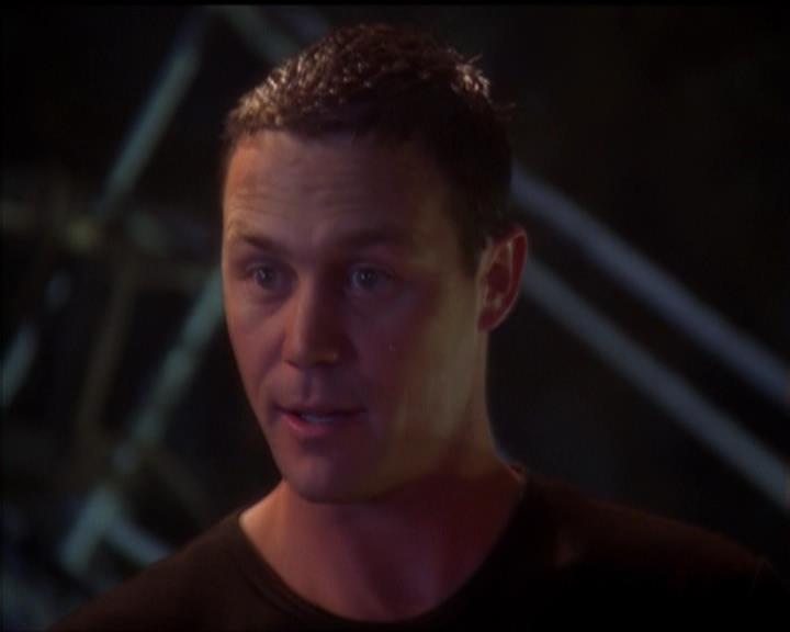 Charmed-Online_dot_net-5x01-2AWitchTail2455.jpg Charmed-Online_dot_net-5x01-2AWitchTail2455.jpg