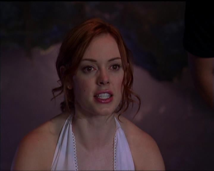 Charmed-Online_dot_net-5x01-2AWitchTail2484.jpg