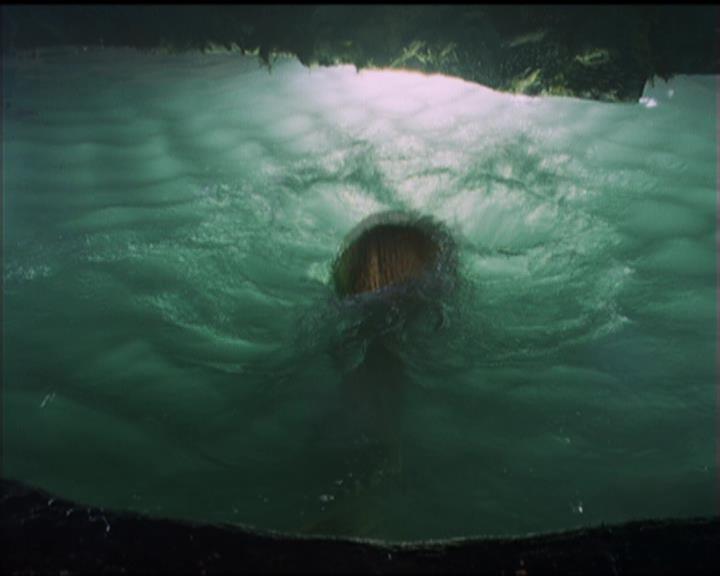 Charmed-Online_dot_net-5x01-2AWitchTail2490.jpg Charmed-Online_dot_net-5x01-2AWitchTail2490.jpg