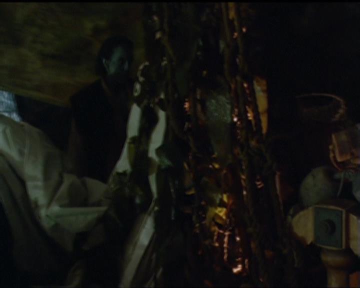 Charmed-Online_dot_net-5x02AWitchsTailPart2-0157.jpg Charmed-Online_dot_net-5x02AWitchsTailPart2-0157.jpg