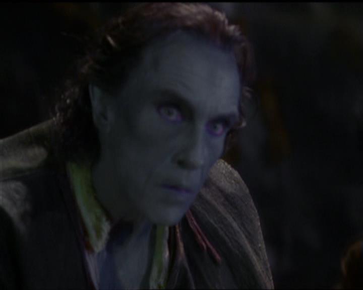 Charmed-Online_dot_net-5x02AWitchsTailPart2-0189.jpg Charmed-Online_dot_net-5x02AWitchsTailPart2-0189.jpg