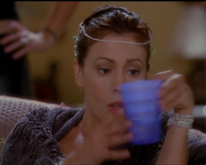 Charmed-Online_dot_net-5x02AWitchsTailPart2-0823.jpg