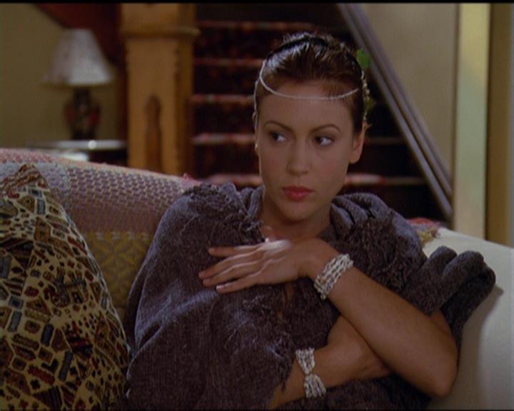 Charmed-Online_dot_net-5x02AWitchsTailPart2-0847.jpg