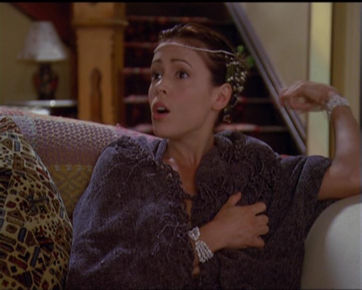 Charmed-Online_dot_net-5x02AWitchsTailPart2-0891.jpg