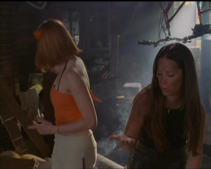 Charmed-Online_dot_net-5x02AWitchsTailPart2-1142.jpg