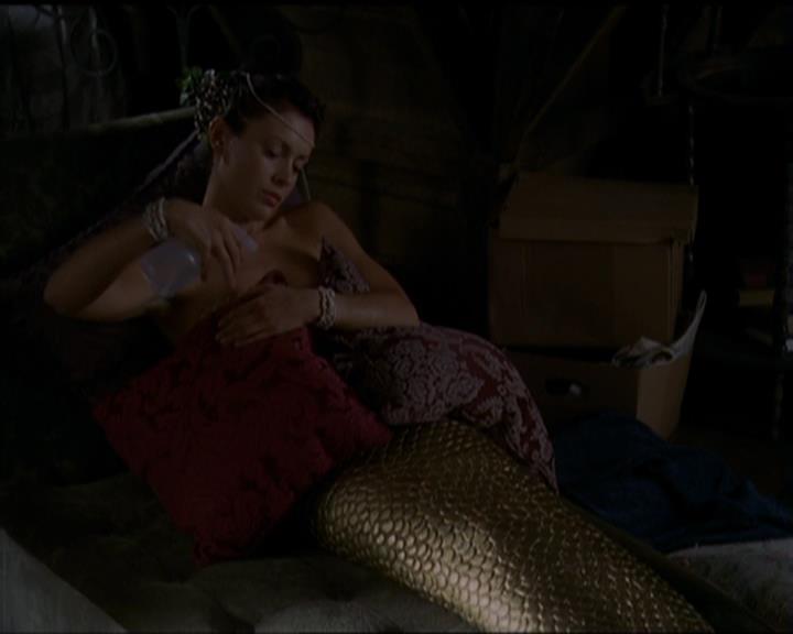 Charmed-Online_dot_net-5x02AWitchsTailPart2-1410.jpg