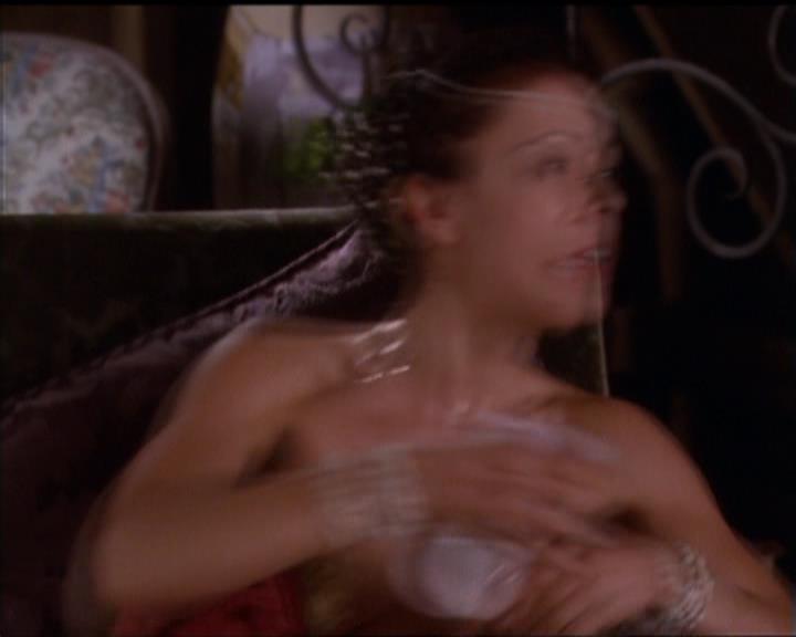 Charmed-Online_dot_net-5x02AWitchsTailPart2-1522.jpg Charmed-Online_dot_net-5x02AWitchsTailPart2-1522.jpg