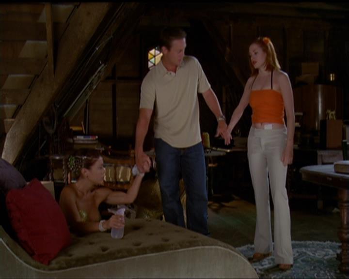 Charmed-Online_dot_net-5x02AWitchsTailPart2-1560.jpg