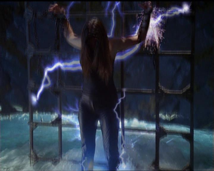 Charmed-Online_dot_net-5x02AWitchsTailPart2-1801.jpg Charmed-Online_dot_net-5x02AWitchsTailPart2-1801.jpg