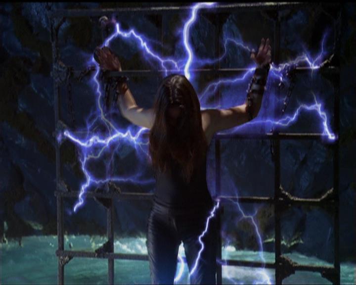 Charmed-Online_dot_net-5x02AWitchsTailPart2-1809.jpg Charmed-Online_dot_net-5x02AWitchsTailPart2-1809.jpg