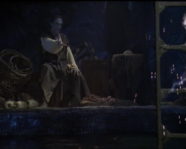 Charmed-Online_dot_net-5x02AWitchsTailPart2-1814.jpg Charmed-Online_dot_net-5x02AWitchsTailPart2-1814.jpg