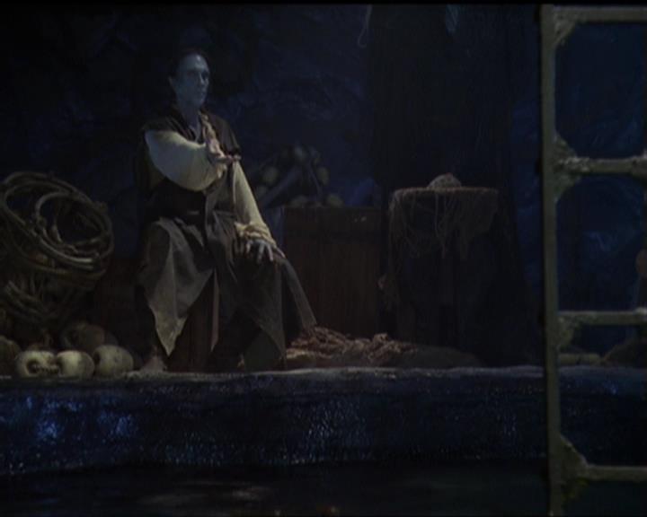 Charmed-Online_dot_net-5x02AWitchsTailPart2-1815.jpg Charmed-Online_dot_net-5x02AWitchsTailPart2-1815.jpg