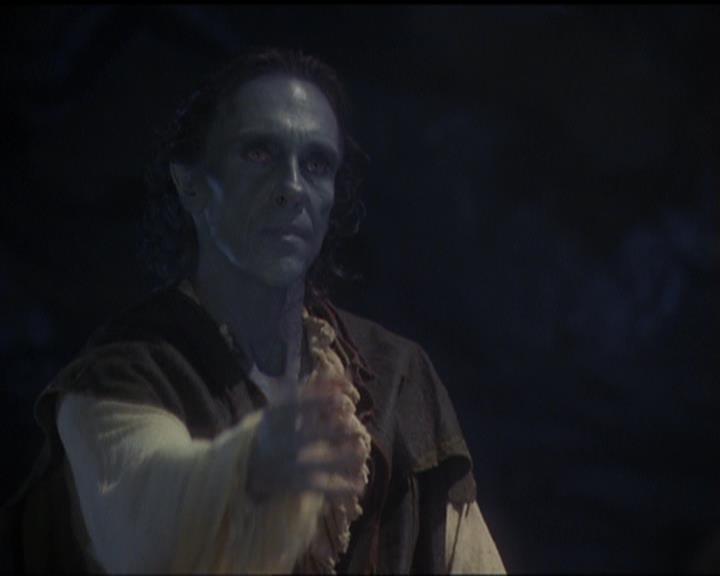 Charmed-Online_dot_net-5x02AWitchsTailPart2-1825.jpg Charmed-Online_dot_net-5x02AWitchsTailPart2-1825.jpg