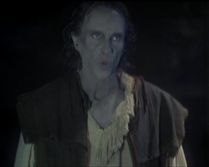 Charmed-Online_dot_net-5x02AWitchsTailPart2-1841.jpg Charmed-Online_dot_net-5x02AWitchsTailPart2-1841.jpg