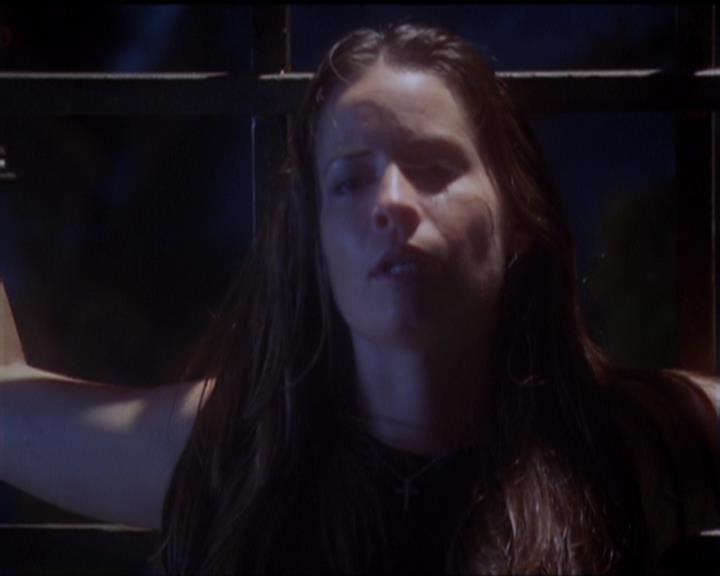 Charmed-Online_dot_net-5x02AWitchsTailPart2-1843.jpg Charmed-Online_dot_net-5x02AWitchsTailPart2-1843.jpg