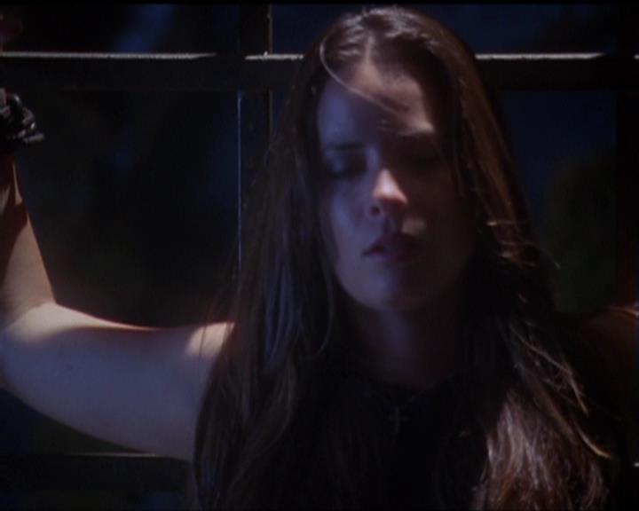 Charmed-Online_dot_net-5x02AWitchsTailPart2-1851.jpg Charmed-Online_dot_net-5x02AWitchsTailPart2-1851.jpg