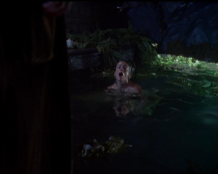 Charmed-Online_dot_net-5x02AWitchsTailPart2-1855.jpg Charmed-Online_dot_net-5x02AWitchsTailPart2-1855.jpg