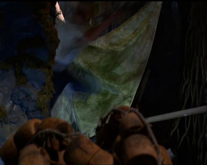 Charmed-Online_dot_net-5x02AWitchsTailPart2-1914.jpg Charmed-Online_dot_net-5x02AWitchsTailPart2-1914.jpg