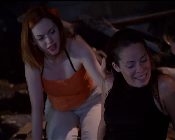 Charmed-Online_dot_net-5x02AWitchsTailPart2-2108.jpg Charmed-Online_dot_net-5x02AWitchsTailPart2-2108.jpg